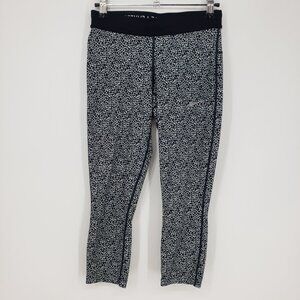 3/$25 Nike Animal Cheetah Print Athletic Leggings XS Dri Fit Active Capri Black